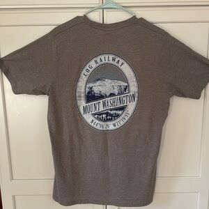 Men’s Large Mount Washington Cog Railway T-shirt, never worn. 🏞️⛺️⛰️